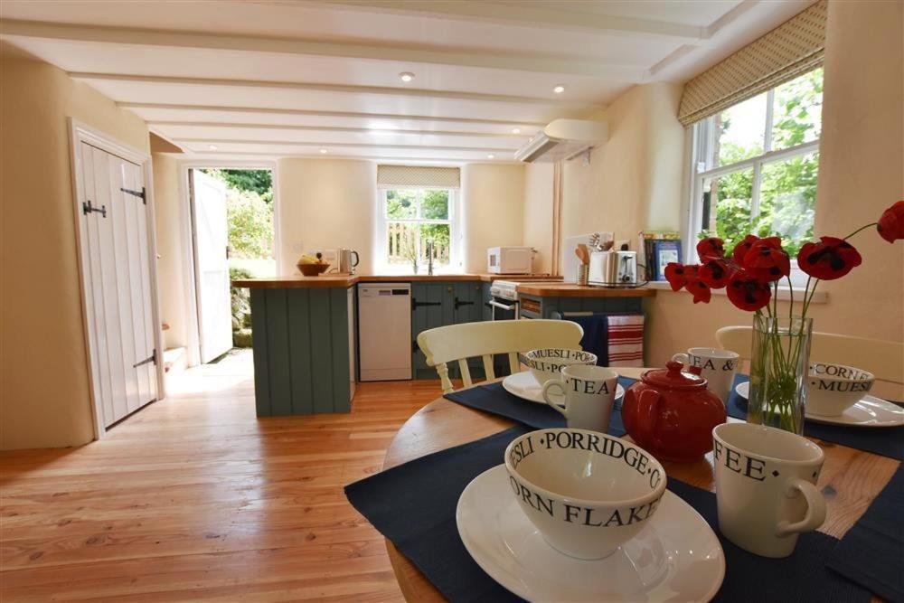Cwmbrandy Cottage フィッシュガード エクステリア 写真